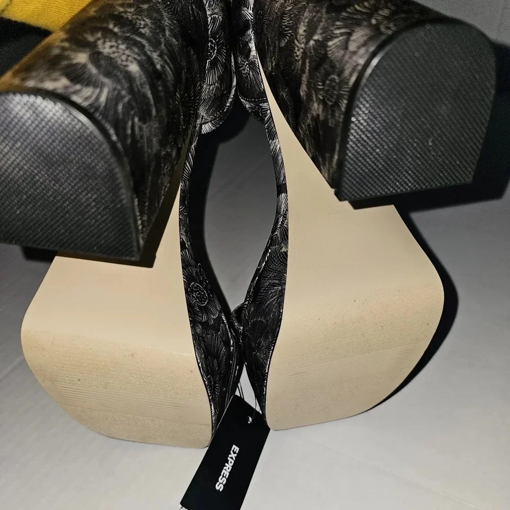 Black & White Floral Platform Heeled Sandals